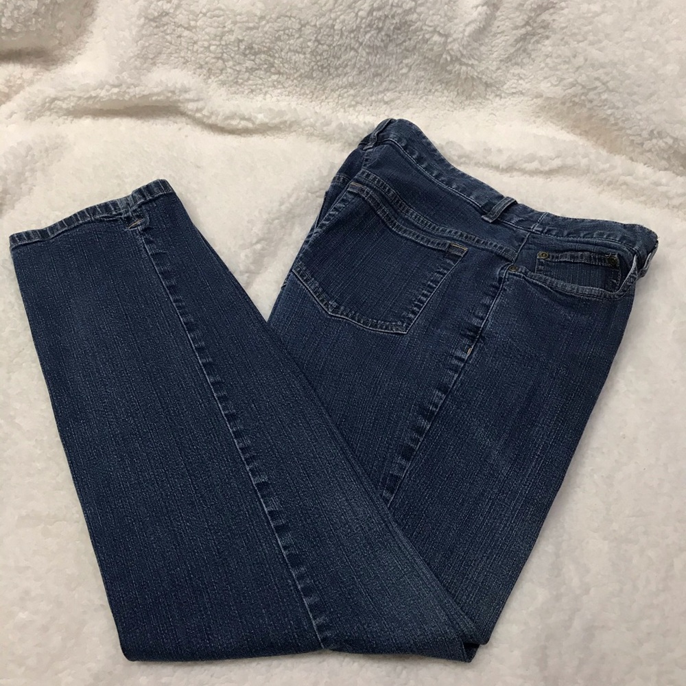 Van Heusen Ladies denim jeans 2% spandex sz 10